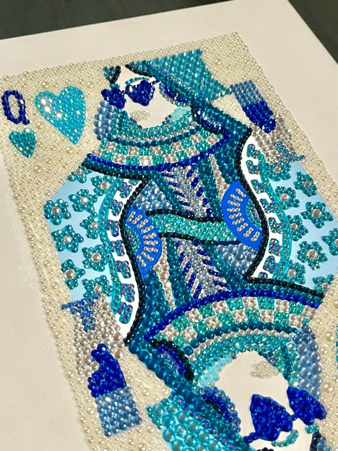 Aesthetic fun cool corful blue wall art painting canvas blue rhinestones gems sparkles art inspo Hippies, Tela, Diamond Pictures Art, Canvas Painting Ideas Blue, Rhinestone Painting Aesthetic, Bedazzle Art, Rhinestone Art Canvases, Jewel Painting, Bedazzled Painting