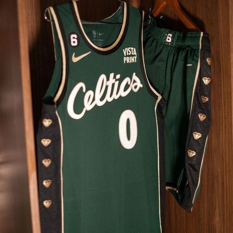 Basketball Jersey Design Ideas Sublimation, Celtics Jersey, Basketball Shirt Designs, Basketball Uniforms Design, Bill Russell, Sports Jersey Design, Dark Skin Men, Civil Rights Leaders, Nba Legends