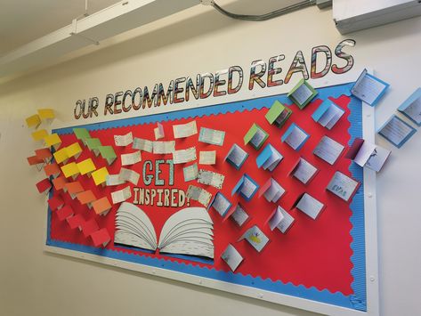 Recommended reads display board. Reading, library, book review, accelerated reading etc. Reading Board Classroom, Reading For Pleasure Display, Book Review Display, Reading Display Ks2, Interactive Display Boards, Book Recommendations Display, Accelerated Reader Display, Library Book Review Displays, Reading Contest