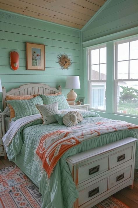 Green And Terracotta Bedroom, Terracotta Bedroom Ideas, Airy Curtains, Terracotta Bedroom, Green And Terracotta, Coastal Green, Bedroom Teal, Urban Bedroom, Shabby Bedroom