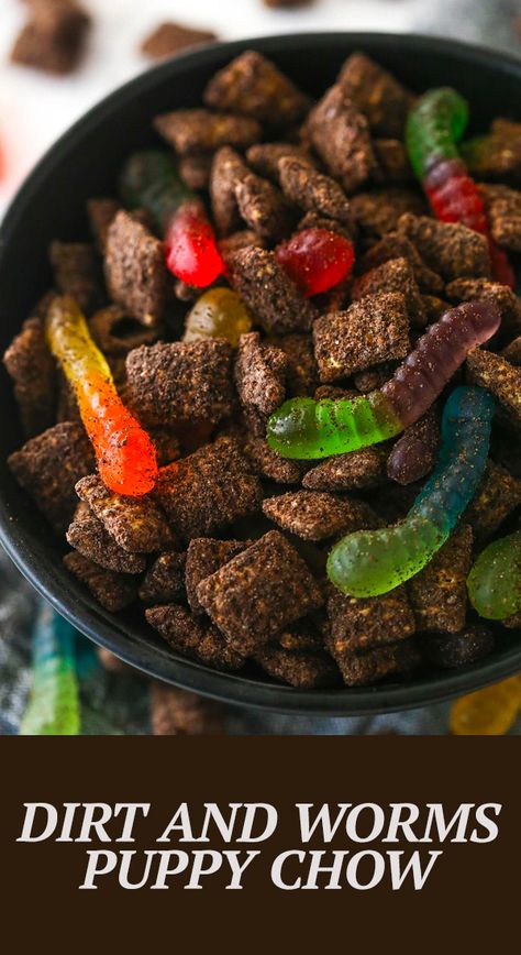 This Dirt and Worms Puppy Chow is a no bake dessert recipe that makes a creepy-crawly Halloween treat! It’s easy to make and filled with crushed Oreo “dirt” and gummy worms! Halloween White Trash Recipe, Halloween Muddy Buddy Recipe, Dirt And Worms Dessert, Halloween Puppy Chow, Dirt And Worms, Halloween Dirt, Dirt Cupcakes, Candy Corn Recipe, Crushed Oreo