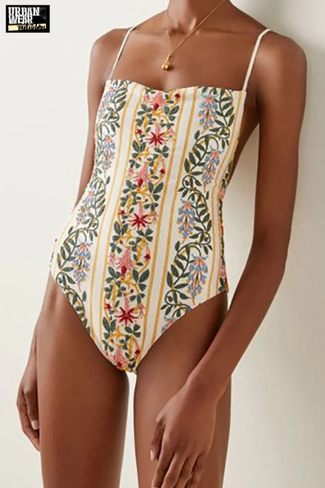 Swimwear 2024, Backless Swimwear, Backless Dress Summer, Bathing Suit Dress, Swimsuit Beach, Floral One Piece Swimsuit, Floral One Piece, Long Coat Women, Women Swimwear