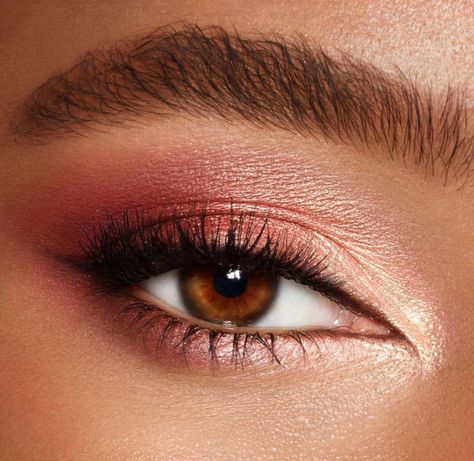 Pink Gold Eye Makeup, Romantic Eye Makeup, Brown Eyeshadow Looks, Coral Eyeshadow, Coral Makeup, Rose Gold Eye Makeup, Ball Makeup, Pink Eyeshadow Look, Gold Makeup Looks