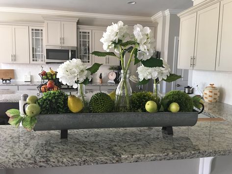 Trough farmhouse centerpiece Metal Trough Table Centerpiece, Centerpieces Dining Table, Living Room Coffee Table Decor, Table Centerpieces Ideas, Dining Table Centerpiece Ideas, Centerpiece Dining Table, Table Decor Dining Room, Dining Table Centerpieces, Metal Trough