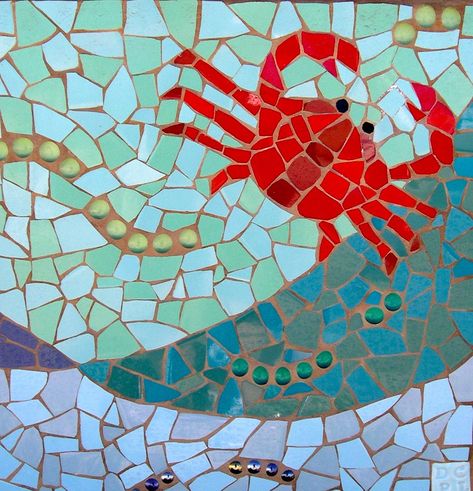 Sea Life Mosaics Mosaic Sea Life, Beach Cities, Mosaic Tiles Crafts, Mosaic Furniture, Mosaic Animals, Mosaic Art Projects, Mosaic Tile Art, Glass Mosaic Art, Mosaic House