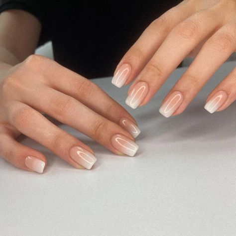 French Tips Beige, Square Ombre French Nails, Ombre Biab Nails, French Ombre Chrome Nails, French Ombré Nails, Nails Rounded, French Ombre Nails, Square Ombre, Ombre French Nails