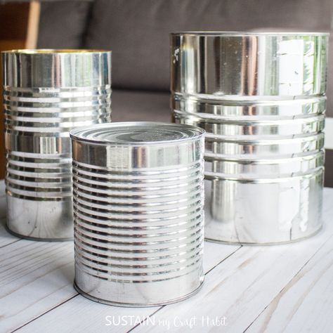 There are so many prettty and practical uses for upcycling tin cans. After looking at these creative tin can crafts, you'll never throw away another tin can! Can Plant Pots, Tin Can Decorations, Tin Can Lanterns, Recycled Tin Cans, Tin Can Art, Aluminum Can Crafts, Winter Centerpieces, Recycle Cans, Recycled Tin