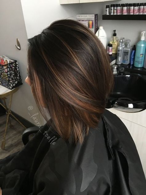 From highlights to lowlights, find out which shades complement your hair color Highlights For Dark Brown Hair, Chocolate Brown Hair Color, Penteado Cabelo Curto, Hair Color And Cut, Brown Hair With Highlights, Short Hairstyle, Dark Brown Hair, Hair Envy, Brown Hair Colors