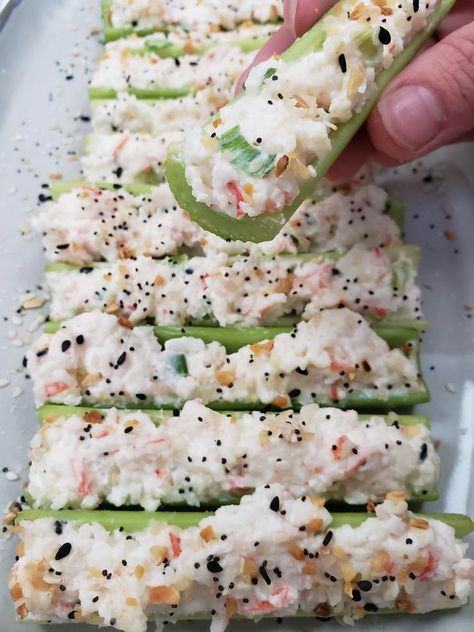 Stuffed Celery Sticks, Inexpensive Appetizers, Celery Snacks, Stuffed Celery, Stuffed Veggies, Crab Appetizer, Celery Recipes, Celery Sticks, Cholesterol Foods