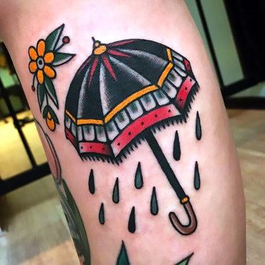 Traditional Umbrella Tattoo Idea Traditional Umbrella Tattoo, Old Style Tattoos, Traditional Umbrella, Rain Tattoo, Umbrella Tattoo, Skin Color Tattoos, Tato Tradisional, Traditional Style Tattoo, Kunst Tattoos