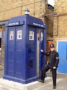 english police box plans - Google Search The Tardis, Tardis Art, Vintage Police, British Police, British Things, London Police, Nostalgic Memories, Telephone Box, Police Vehicles