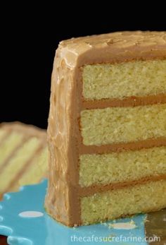 Poke Cakes, Carmel Cake, Caramel Cake Recipe, Indian Cake, Caramel Icing, Salty Cake, Cake Recipes From Scratch, Caramel Cake, Caramel Recipes