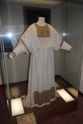 12th Century alb, diocesan museum in Viterbo, Italy. 12th Century Fashion, 12th Century Dress, 12th Century Clothing, Viterbo Italy, Byzantine Fashion, Medieval Garb, The Planet Earth, Medieval Clothes, Century Dress