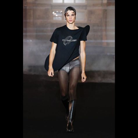 Men Tights, Men Wearing Skirts, Tights Fashion, Mens Tights, Hosiery, Fashion Show, Wordpress, Stockings, Tights