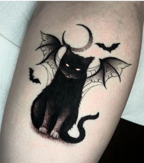 Optical Illusion Tattoo, Goth Tattoo, Tattoo Themes, Black Cat Tattoos, Bat Tattoo, 4 Tattoo, Tattoos Geometric, Cat Tattoo Designs, Spooky Tattoos