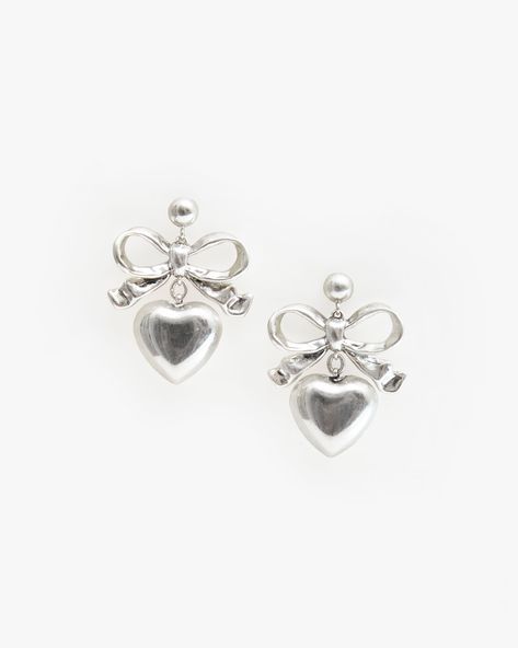 Heart Bow Earrings, Cute Jewelry Earrings Silver, Coquette Silver Jewelry, Funky Silver Earrings, Clean Girl Silver Jewelry, Hoco Jewelry Silver, Cool Silver Earrings, What To Ask For Christmas Women, Bow Earrings Silver