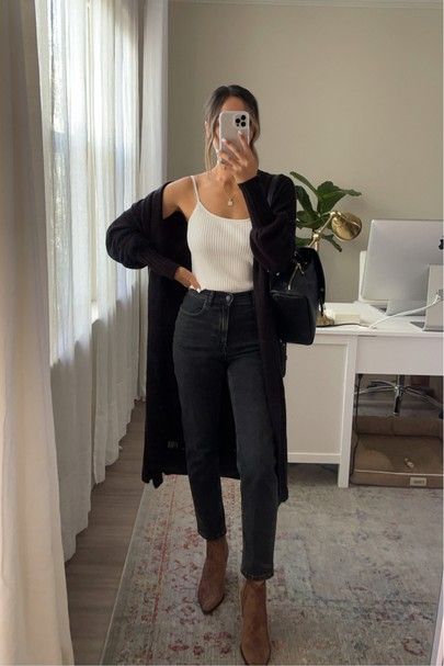 Black Suede Boots Outfit, Ootd Casual Chic, Botines Outfit, Day Drinking Outfit, Drinks Outfits, Smart Casual Outfit, Classy Work Outfits, Classy Casual, Weekend Wear