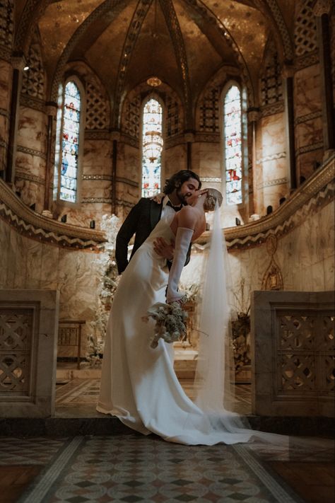 Fitzrovia Chapel Wedding, Wedding Asthetic Picture, Chapel Wedding Aesthetic, Old Chapel Wedding, Chapel Photoshoot, Fitzrovia Chapel, Catholic Wedding Photography, Church Photoshoot, Church Elopement