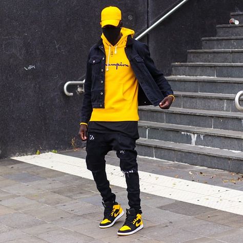 Follow me for more swag #mode #black #swag Men Outfits Swag, Mode Poses, Black Men Fashion Urban, Hypebeast Fashion, Black Men Fashion Swag, Black Men Street Fashion, Swag Outfits Men, Men Street Fashion, Dope Outfits For Guys