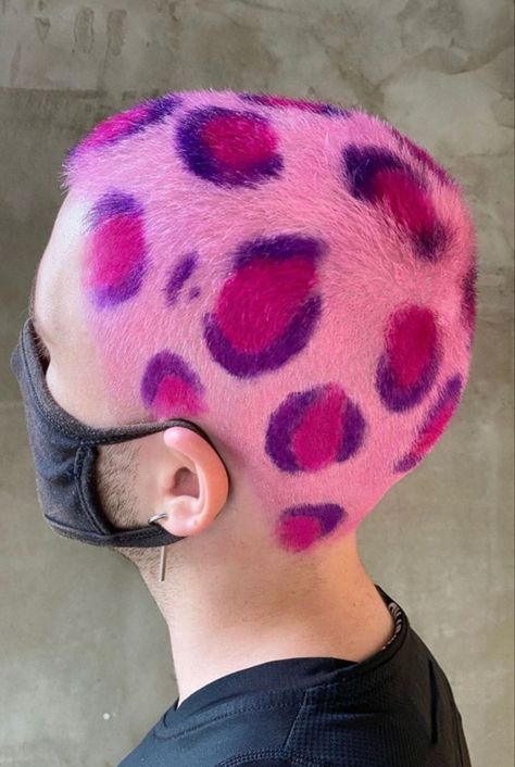 Loving this pink and purple rainbow leopard print hair shaved head design. Lavender hair Cheetah Hair Dye, Brunette 2023, Girl Buzzcut, Male Haircut, Cheetah Print Hair, Shaved Head Designs, Buzzed Hair Women, Short Hair Designs, Dyed Hair Men