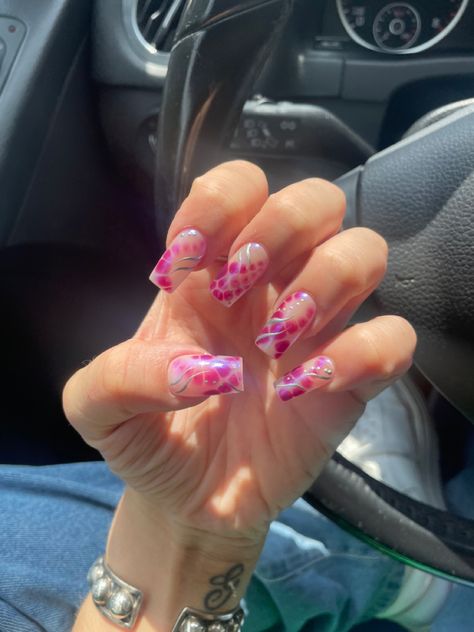 y2k snakeskin nails Pink Snake Skin Nails, Pink Snake Nails, Snake Skin Nails Designs, Snake Print Nails, Snakeskin Nails, Snake Skin Nails, Blooming Gel, Colorful Snakes, Pink Snake