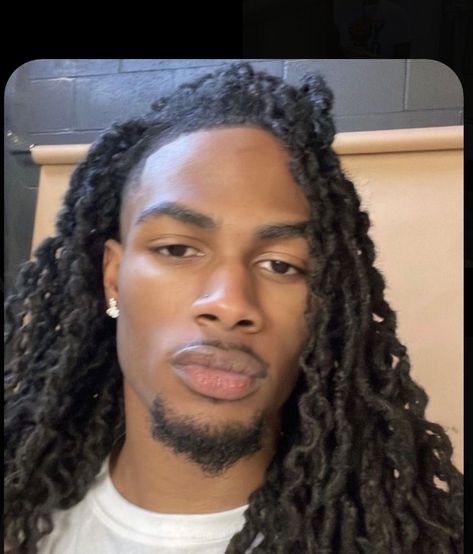 Dread Hairstyles For Men, Cute Dreads, Dreadlock Hairstyles For Men, Dark Skin Men, Dreadlock Styles, Black Men Hairstyles, Dread Hairstyles, Dreadlock Hairstyles, Afro Punk