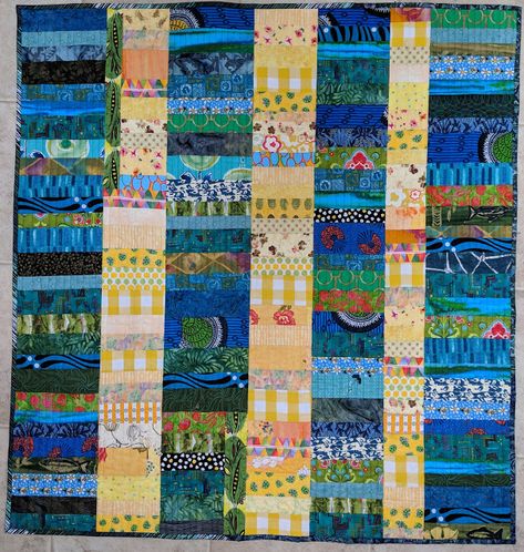 Coin Quilt, Easy Quilting Design, Strip Quilt Patterns, Finished Quilts, Kaffe Fassett Quilts, Homemade Quilts, String Quilts, Scrap Quilt Patterns, Green Quilt