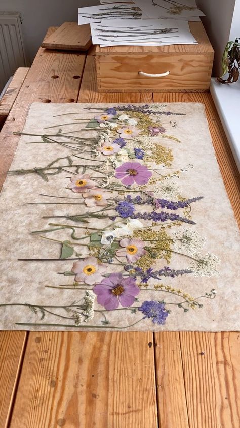 Meadow and Thyme | Sarah Holland | Pressed Flower Artist | A studio day working on ideas. 🤍 #timelapse #conceptdesign #floralbeauty #artiststudio #studiolife #flowerstagram #flowerstalking… | Instagram Pressed Dried Flowers Ideas, Pressed Flower Arrangements, Pressed Flower Ideas, Pressed Flowers Ideas, Art With Dried Flowers, Botanical Crafts, Diy Flower Press, Dried Flowers Ideas, Pressed Flowers Framed