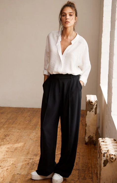 How To Style Wide Leg Trousers Women, Uk Size 10 Outfits, Trainer Trousers Outfit, Large Trousers Outfit, Cropped Trousers Work Outfit, Black Wide Pleated Pants Outfit, Black Wide Leg Pants Outfit Smart Casual, Wide Leg Trousers Trainers Outfit, Casual Work Outfits Trainers