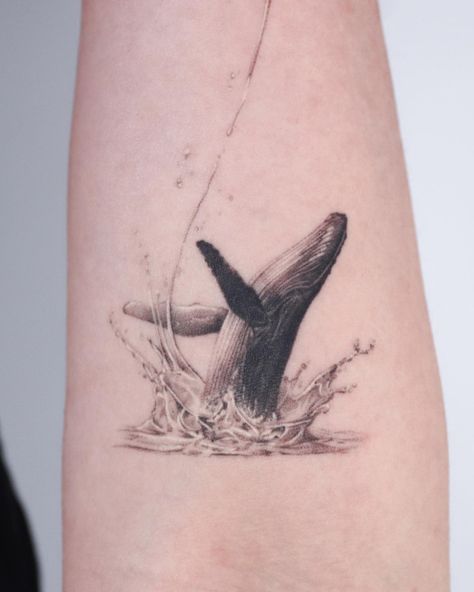 Orca Design, Nautical Tattoo Sleeve, Orca Tattoo, Boho Tattoos, Insect Tattoo, Whale Tattoos, Chest Tattoos For Women, Waves Tattoo, Subtle Tattoos