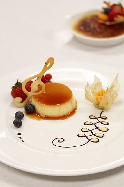 Practical 4 - Creme Caramel | Flickr - Photo Sharing! Cake Plating, Café Interior, Food Plating Techniques, Fine Dining Desserts, Gourmet Food Plating, 1950s Kitchen, Dessert Presentation, Plating Techniques, Dessert Plating