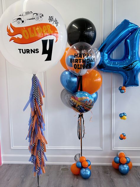 Hot Wheels Balloon Backdrop, Hot Wheels Balloons, Hotwheels Birthday Party Decoration Boys, Hot Wheels 4th Birthday Party, Hot Wheels Balloon Garland, 7 Year Birthday Party Ideas Boy, Toddler Boy Birthday Party Ideas, Hot Wheels Party Ideas, Hotweels Birthday Ideas