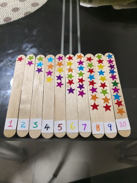 Ice Cream Stick Activity, Popsicle Stick Learning Activities, Number Names Activity, Wood Sticks Crafts, Making Cream, Preschool Fine Motor Activities, Number Game, 10 Number, Math Games For Kids