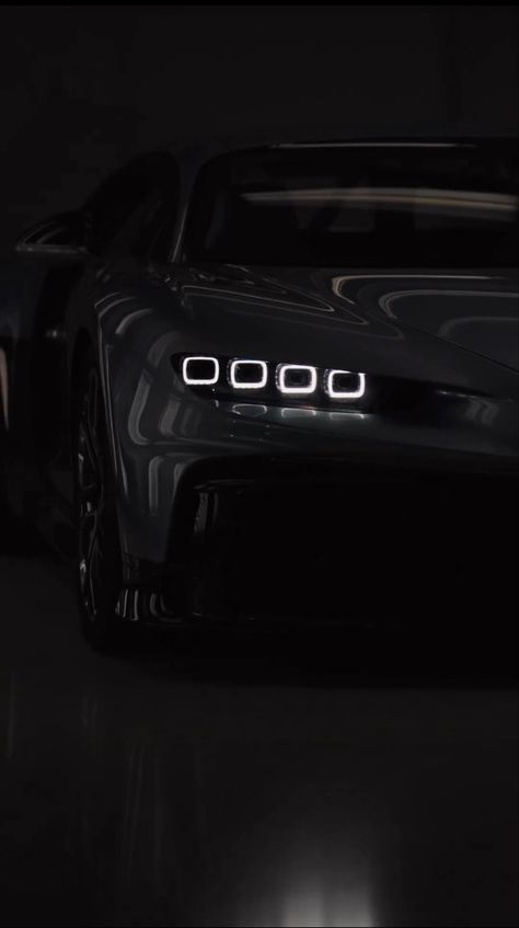 Cars Wallpaper Bugatti, Buggati Chiron Wallpaper Aesthetic, Black Expensive Car, Supercar Wallpaper Iphone, Bugatti Aesthetic, Autos Aesthetic, Bugatti Wallpaper, Bugatti Chiron Black, Black Bugatti