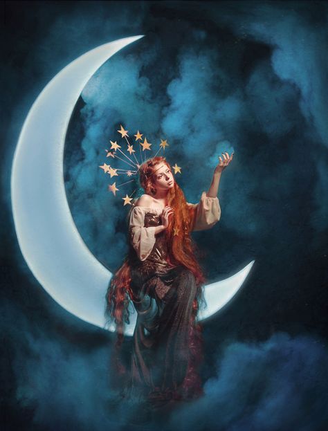 I Capture Forgotten Tales In My Dreamy Photoshoots Moon Photoshoot, Sitting On The Moon, Winter Costume, Illustration Noel, Fairytale Photography, Celestial Wedding, Fantasy Photography, Photoshoot Themes, Ambient Light