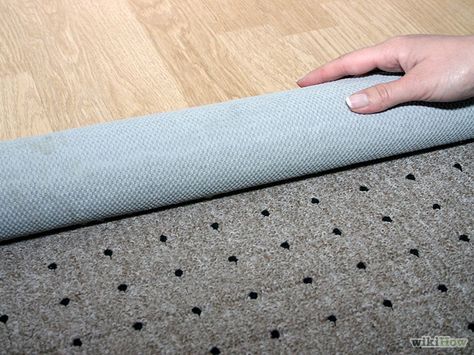 Unrolling a rug and find it no longer lies flat? Here are some tips to help with curled edges. Household Tips, Round Rugs, How To Make An Area Rug Lay Flat, How To Get A Rug To Lay Flat, How To Flatten A New Rug, Curled Edges, Red Carpet Runner, Carpet Runner, Cool Rugs