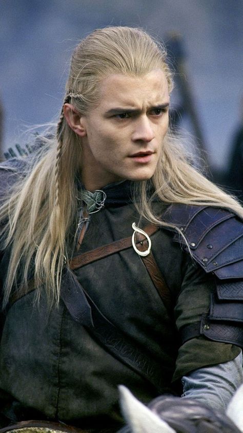 Orlando Bloom Aesthetic Wallpaper, Lotr Legolas Wallpaper, Legolas Lockscreen, Orlando Bloom Long Hair, Lord Of The Rings Images, Legolas Wallpaper Aesthetic, Orlando Bloom Wallpaper, Legolas The Hobbit, Orlando Bloom Funny