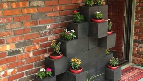 Colorful Painting Ideas for Concrete Planters Saving Money on Yard Decorations Cinder Block Garden Wall, Poured Concrete Patio, Cinder Block Garden, Cinder Blocks, Tiered Garden, Stone Planters, Planter Design, Cinder Block, Fall Outdoor Decor