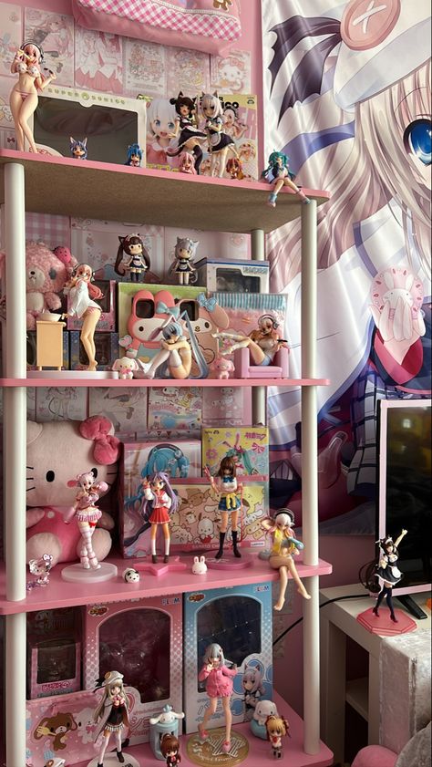 Kawaii Shelf Decor, Kawaii Anime Figure Shelf, Cutecore Shelf, Pink Anime Room, Cutecore Room Ideas, Anime Figure Shelf, Kawaii Shelf, Pink Kawaii Room, Anime Shelves