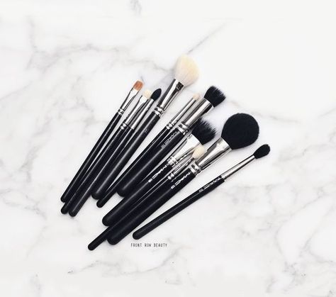 Makeup brushes guide