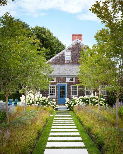 Neal Beckstedt, Hamptons Architecture, Citrus Garden, Hamptons House, Hamptons Style, East Hampton, Step Inside, Landscape Architect, Maine House