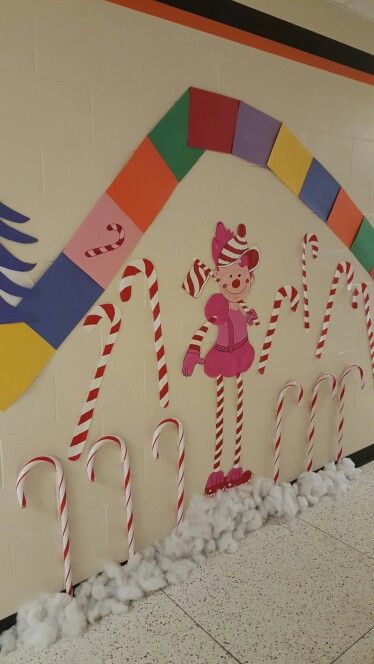 Giant Candyland Decorations, Candyland Game Ideas, Candyland Hallway, Candyland Hallway Decorations, Candyland Classroom, Candyland School Theme, Candy Land Decor, Candyland School Hallway, Candy Land Hallway Theme