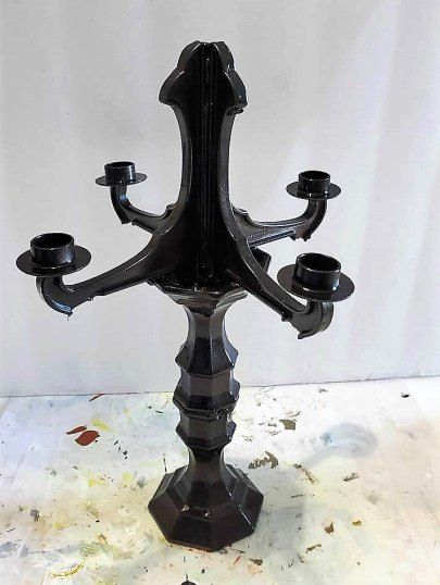 Diy Halloween Candelabra Centerpiece, Candleabras Diy, Diy Candelabra Dollar Stores, Halloween Candelabra Diy, Diy Candleabra Halloween, Diy Candleabra Ideas Dollar Tree, Halloween Candleabra Ideas, Diy Candelabra How To Make, Halloween Candelabra Ideas