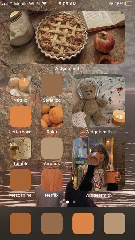 Fall Wallpaper Iphone 2024, Fall Phone Lockscreen, Cozy Fall Iphone Wallpaper, Fall Theme Phone Ideas, Fall Phone Organization, Thanksgiving Phone Theme, Fall Phone Setup, Fall Ios Layout, Fall Widget Ideas