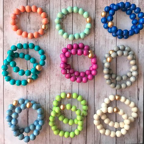 Colorful Wood Bead Bracelet. Turquoise. Light Blue. Hot Pink. - Etsy Fall Bracelets, Wooden Bead Jewelry, Wood Beads Jewelry, West Lafayette, Wood Bead Bracelet, Bead Projects, Fun Bracelet, Wooden Bracelet, Bead Garland