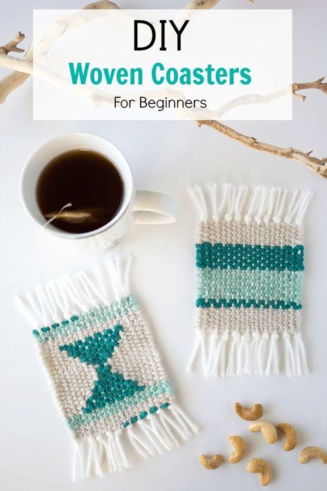 Make some super cute woven coasters using cardboard, yarn and needle. So simple and beautiful to create. A great project for beginner weavers! Weave Coaster Diy, Easy Craft For Women's Group, Woven Coasters, Coasters Diy, Weaving Tutorial, Outfits Woman, Diy Weaving, Pola Sulam, Diy Coasters