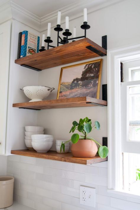 Diy Shelves Design, Diy Shelves Ideas, Kitchen Floating Shelves, Diy Wood Shelves, Floating Shelves Kitchen, Regal Design, Floating Shelves Diy, Room Deco, Diy Holz