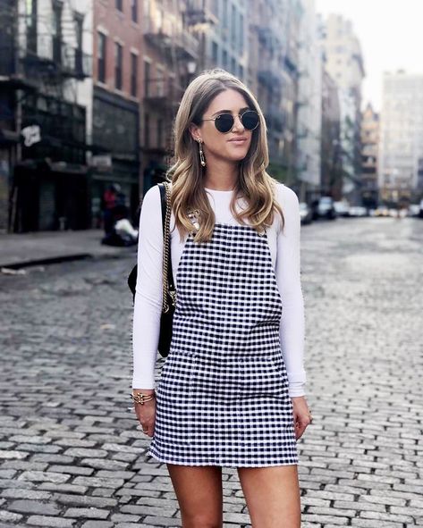 Checkered overall dress/ fall fashion/ fall outfit inspiration/ back to school style/ fall/summer transition/ fashion/ style Overall Dress Outfit, Checkered Overalls, Workout Playlist, Fashion Blogger Style, Outfit Inspiration Fall, Price Range, Cute Fall Outfits, Fashion Week Street Style, Fall Fashion Trends