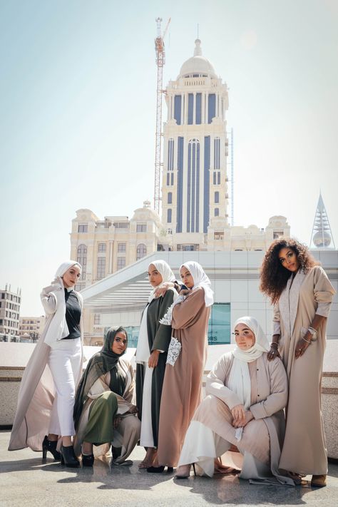 Under The Abaya Highlights The Street Style Of Saudi Women #refinery29 Saudi Arabia Fashion Modern, Arab Street Style, Saudi Street Style, Saudi Fashion Woman, Saudi Women Fashion, Abaya Street Style, Fancy Abaya, Saudi Abaya, Saudi Women