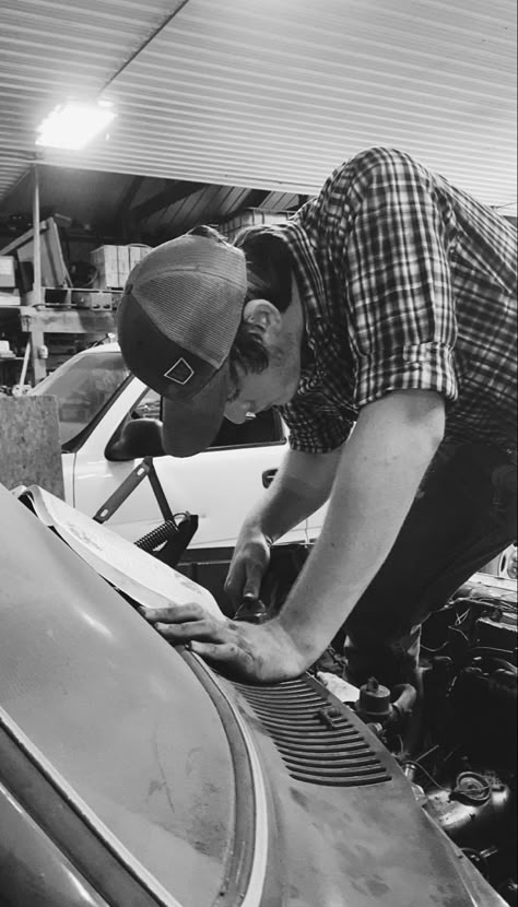 Mechanic Boyfriend Aesthetic, Blue Collar Man Aesthetic, Blue Collar Men Aesthetic, Blue Collar Aesthetic Men, Blue Collar Relationship, Blue Collar Couple, Blue Collar Men Worker Aesthetic, Blue Collar Worker Aesthetic, Cowboy Boyfriend Aesthetic